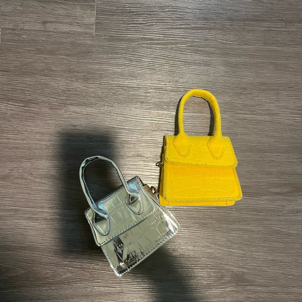 SHEIN Mini Bag in Vibrant Yellow with Sleek Design